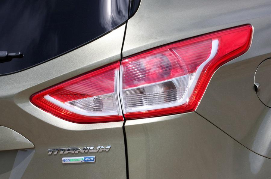  Ford Escape 2013 года  (фото 79 из 222)